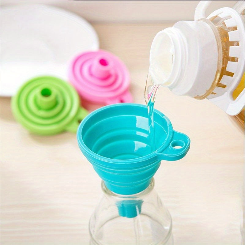 1pcs Upgrade Your Kitchen with This Retractable Folding Mini Funnel Perfect for Pouring Oil, Wine, and More